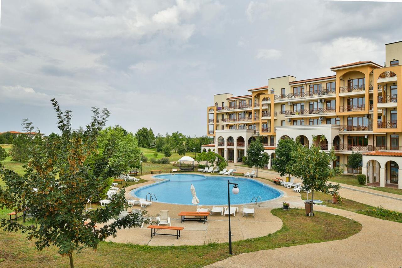 Lighthouse Golf Complex&villas Apartment Balchik