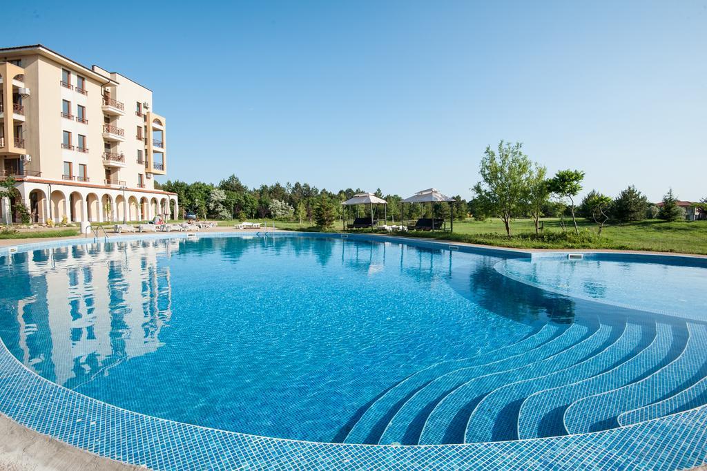 Lighthouse Golf Complex&villas Apartment Balchik